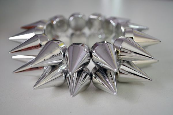Pulseira de spikes